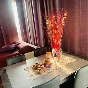 Apartament Crystal Tower M&m