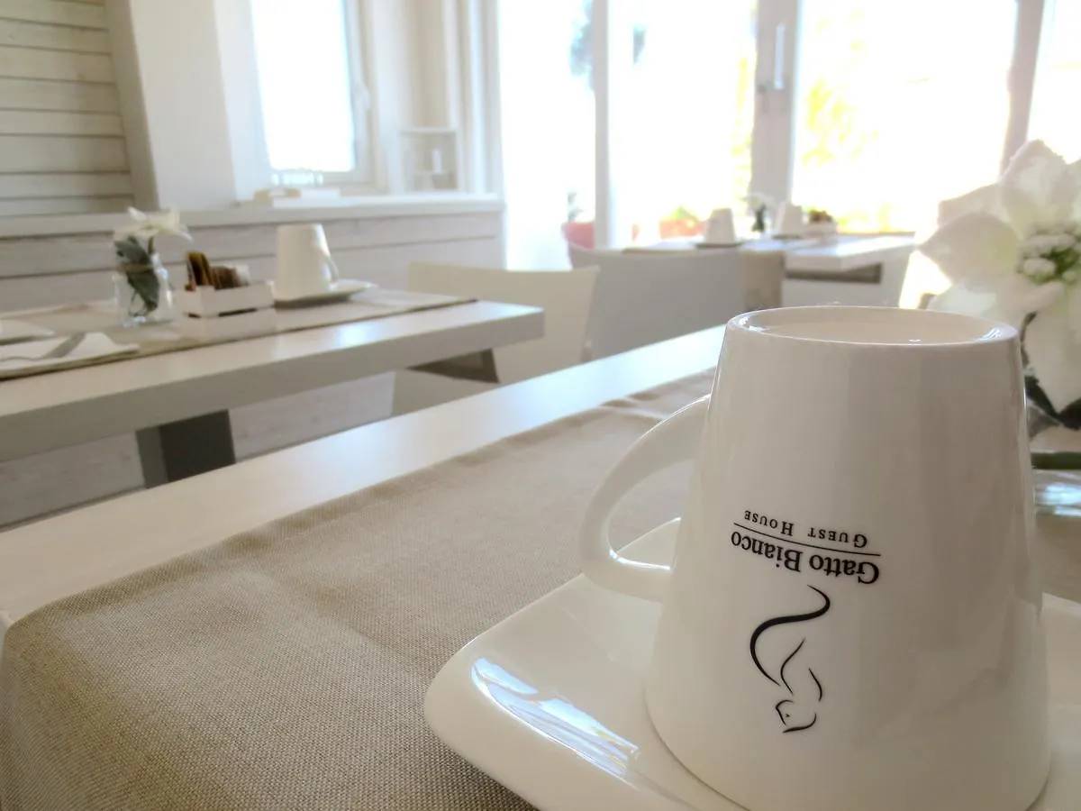 Hotel Gatto Bianco Le Terrazze à Bari Maison d'hôtes